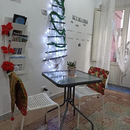 Al Molo Sant'eligio 招待所 *