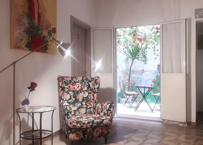 Al Molo Sant'eligio بيت ضيافة *